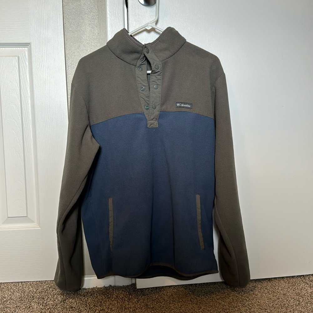 Columbia Sweater